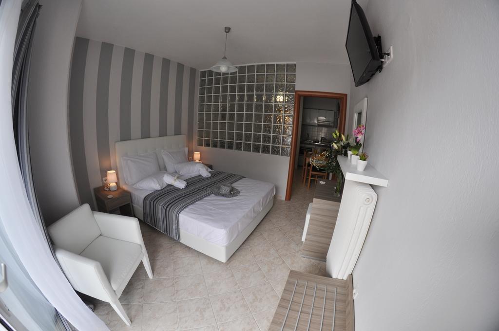 Green View Apartments لايميناس الغرفة الصورة